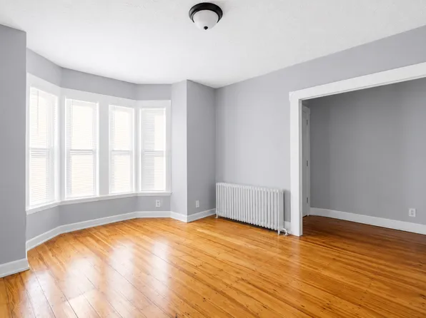 28 Borden St #1, New Bedford, MA 02740