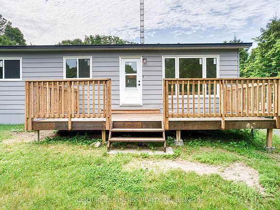 2nd image of 146 Affleck Cres