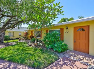 401 Dorchester Pl APT 69, Sun City Center, FL 33573