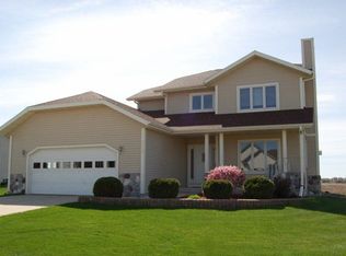 918 Fly Wheel Cir, De Forest, WI 53532