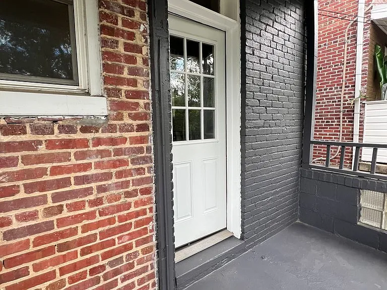 1329 Homestead St — Photo 11