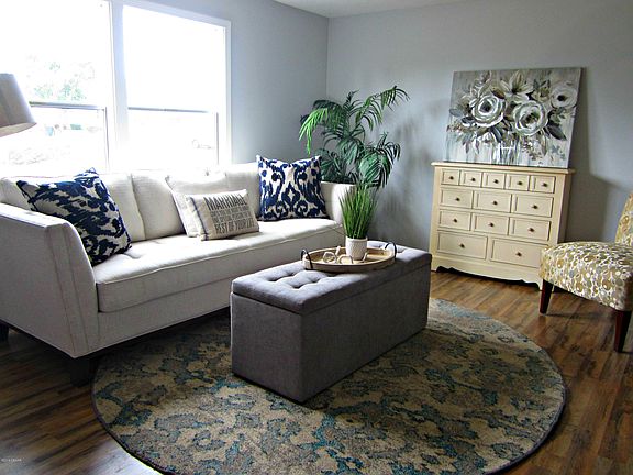 3rd image of 5401 Barhydt Ave