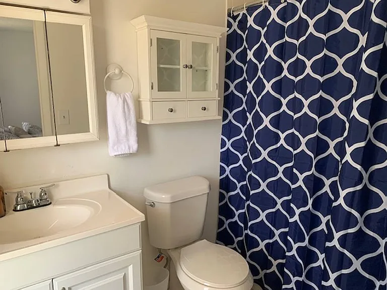 132 Hallmark Ave — Photo 11