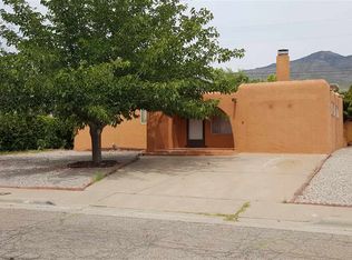 406 Ridgecrest Dr, Alamogordo, NM 88310