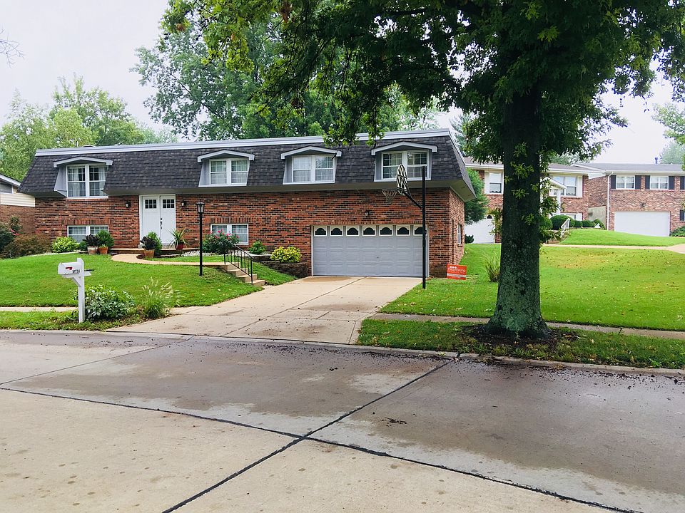 2nd image of 10724 Brookmere Dr