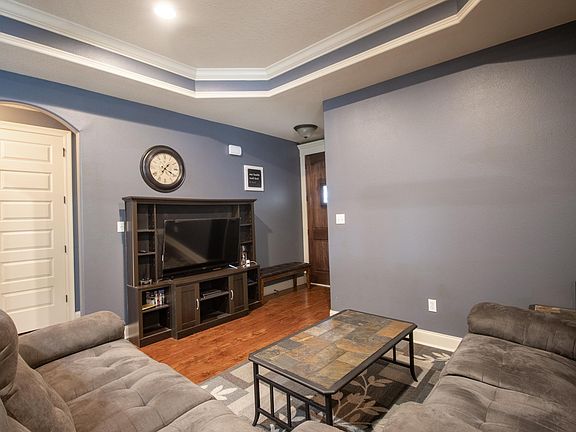 4th image of 14053 Anandale Cir