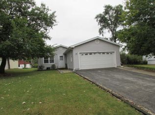 1407 Gardina Vis, Crystal Lake, IL 60014