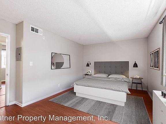 5th image of 719 Orange Grove Ave APT 102