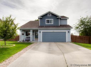1626 Summerset Dr, Cheyenne, WY 82001