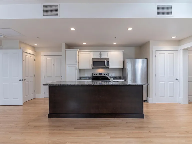 132 Main St #311 — Photo 6