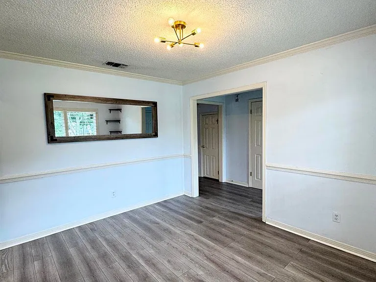 3019 Keats Dr — Photo 7