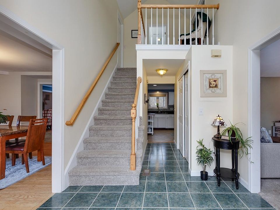 4 Wethersfield Drive, Northfield, NH 03276 Zillow