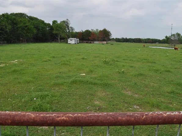 620 S Kaufman St, Seagoville, TX 75159