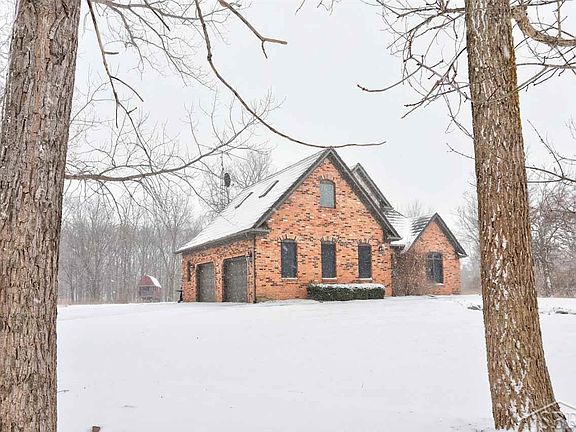 2nd image of 262 E Haven Dr