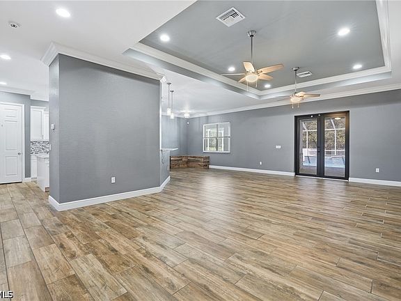 5th image of 7038 Tide Cir