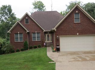 853 Big Springs Dr, Shepherdsville, KY 40165