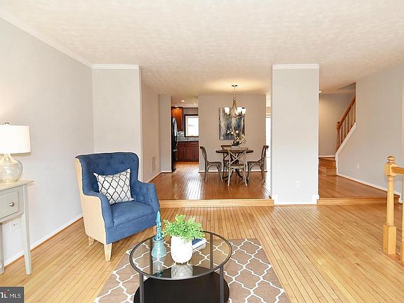 4th image of 5140 Winding Woods Dr