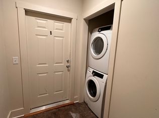 6 N Augusta St #B, Staunton, VA 24401