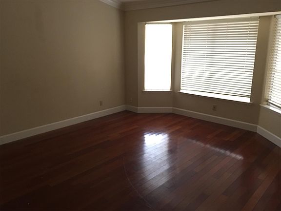 2nd image of 2080 Holder Ln