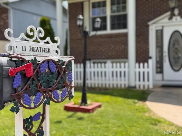 11 Heather Ct, Crystal City, MO 63019