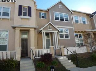1320 Summer Ln, Richmond, CA 94806