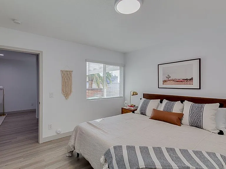 Luxury 2 Bed / 2 Bath Double Primary Apartment Near Old Town Scottsdale | Private Patio + 1 Month... — Photo 12