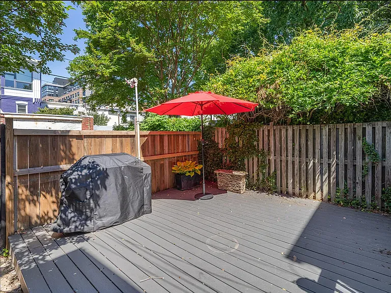724 5th St NE #B — Photo 47