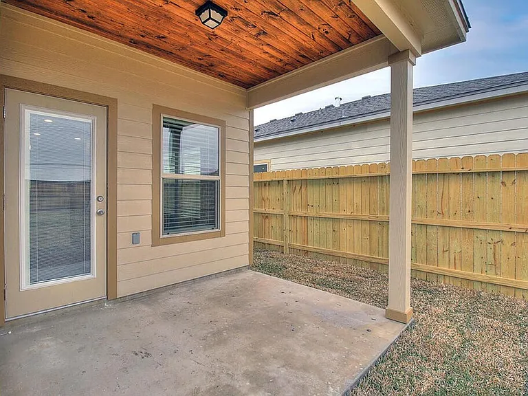 7530 Sable Creek Dr — Photo 21