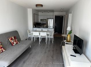 210 Victoria St #3605, Toronto, ON M5B 2R3