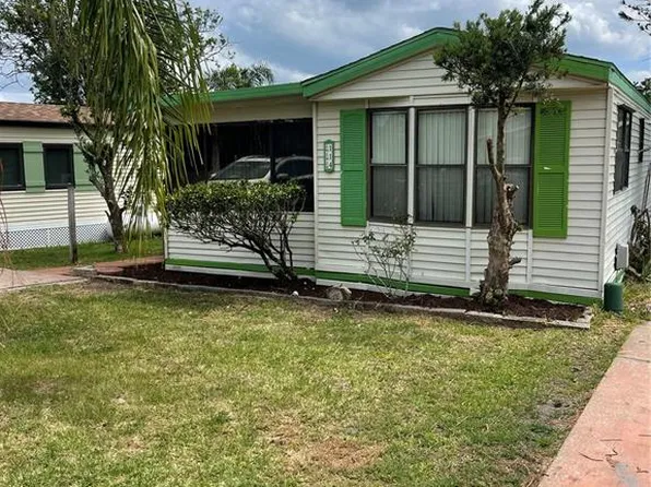 114 Kove Blvd, Osteen, FL 32764
