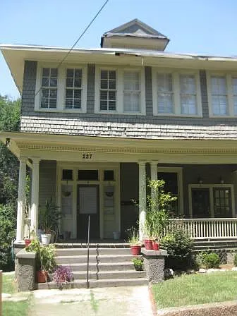 227 Noble Ave #C