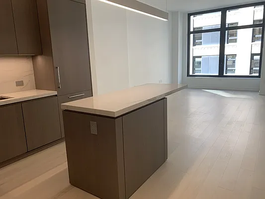 Rented by R New York | media 17