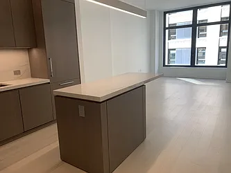 Rented by R New York