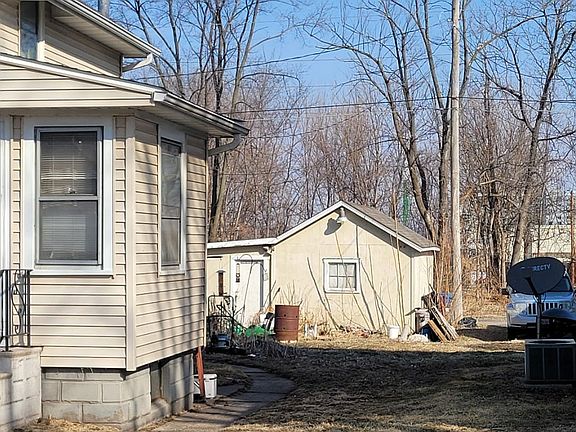3rd image of 235 15th Ave