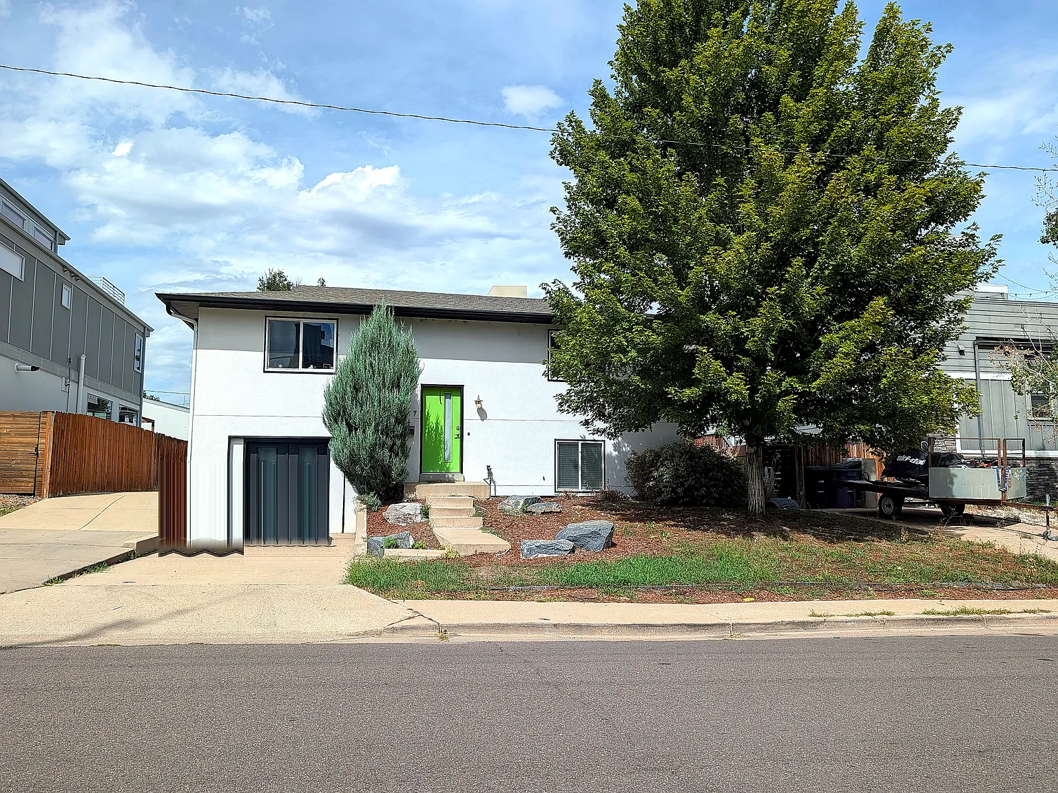 4 bed, 1850 sqft, $3,975 — Photo 1