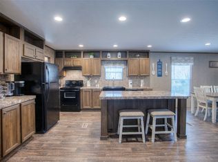 277 Rio Grande Dr, Trinity, TX 75862