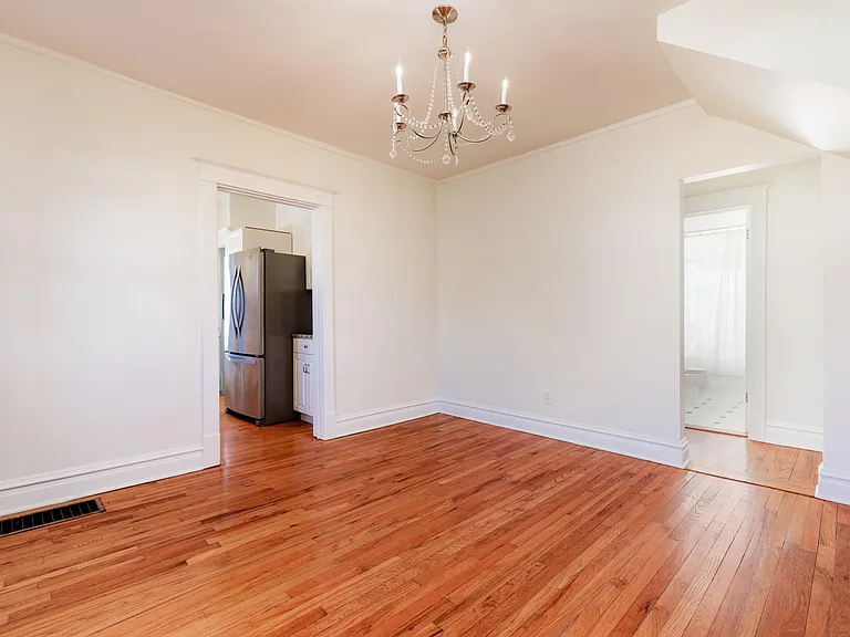 516 Goethe Ave — Photo 14