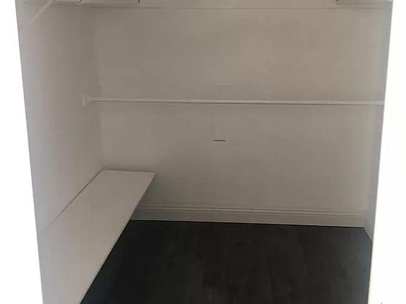 3rd image of 13520 Ironstone Ave