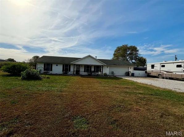 12850 Saverton Dr, Saverton, MO 63467