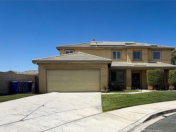 2nd image of 13736 Lark Ct