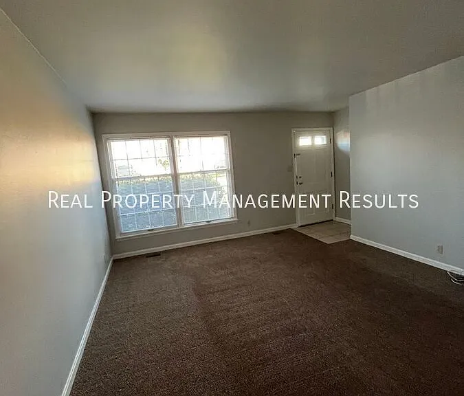 2807 Ridgewood Dr #A — Photo 3