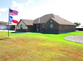 251 Newfield Ln, Springtown, TX 76082