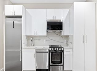 321 W 11th St #4A, New York, NY 10014