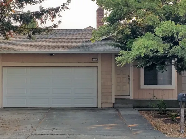 720 Garfield Dr, Petaluma, CA 94954