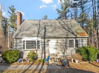 58 Carlisle Rd, Westford, MA 01886