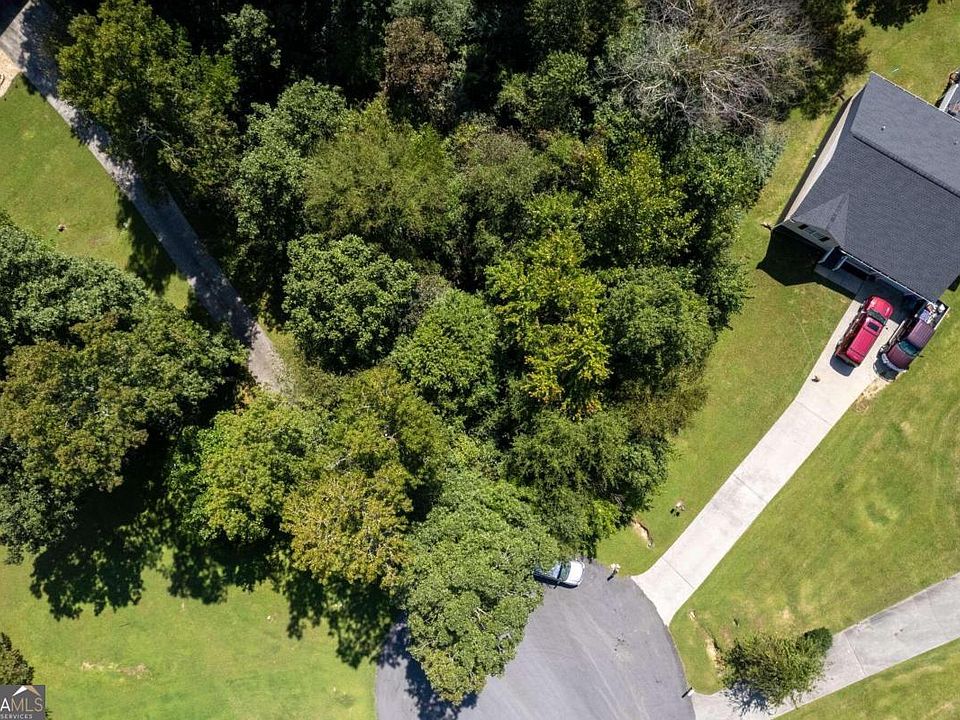 2nd image of 0 Libby Ln SE