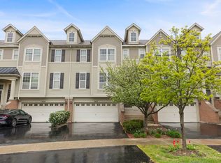 3427 Bradbury Cir, Aurora, IL 60504