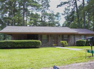 602 Jan Dr, Mendenhall, MS 39114