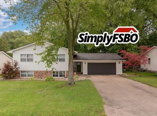 2814 10th St, East Moline, IL 61244