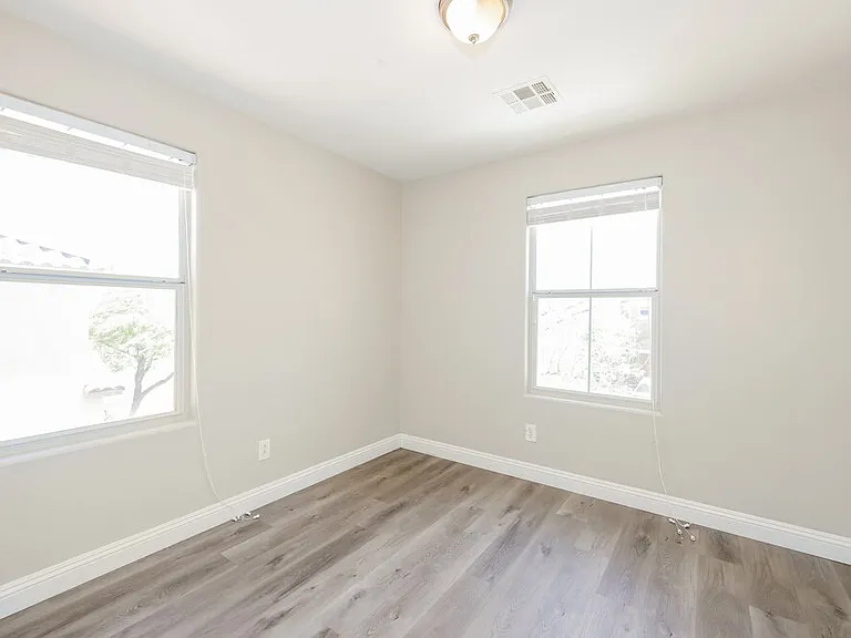 9256 Wild Stampede Ave — Photo 11
